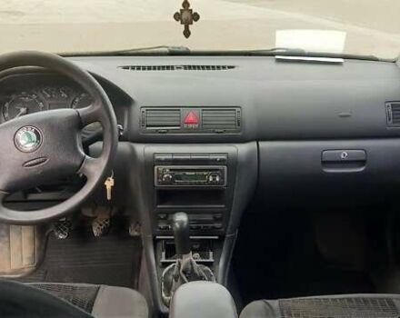 Зеленый Шкода Октавия, объемом двигателя 1.78 л и пробегом 261 тыс. км за 4500 $, фото 7 на Automoto.ua