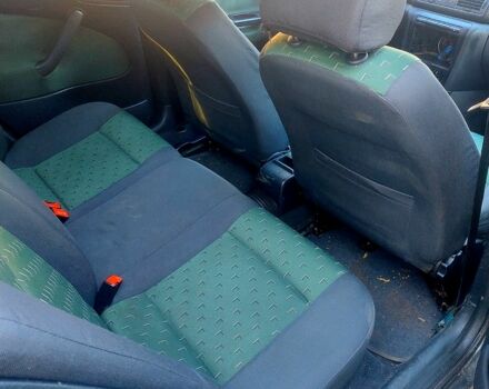 Зеленый Шкода Октавия, объемом двигателя 1.6 л и пробегом 190 тыс. км за 4000 $, фото 3 на Automoto.ua