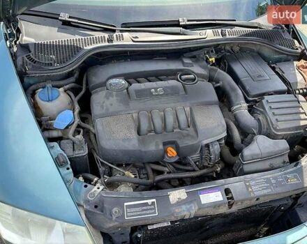 Зелений Шкода Октавія, об'ємом двигуна 1.6 л та пробігом 350 тис. км за 4500 $, фото 11 на Automoto.ua