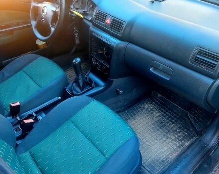 Зеленый Шкода Октавия, объемом двигателя 1.6 л и пробегом 190 тыс. км за 4000 $, фото 4 на Automoto.ua