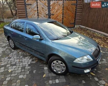 Зеленый Шкода Октавия, объемом двигателя 1.6 л и пробегом 275 тыс. км за 6000 $, фото 3 на Automoto.ua