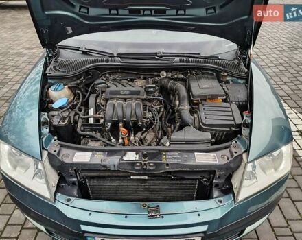 Зелений Шкода Октавія, об'ємом двигуна 1.6 л та пробігом 299 тис. км за 4500 $, фото 7 на Automoto.ua