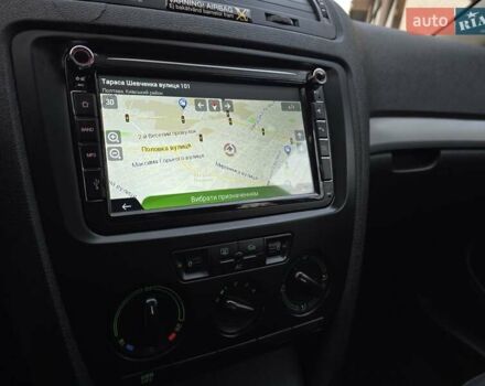 Зеленый Шкода Октавия, объемом двигателя 1.6 л и пробегом 275 тыс. км за 6000 $, фото 96 на Automoto.ua