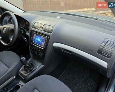 Зеленый Шкода Октавия, объемом двигателя 1.6 л и пробегом 275 тыс. км за 6000 $, фото 57 на Automoto.ua