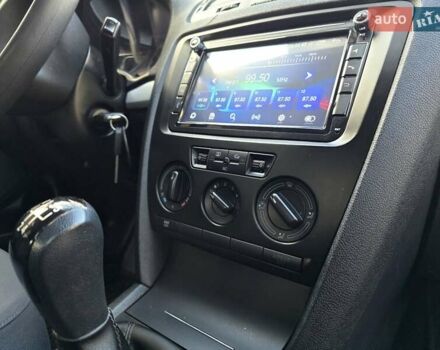 Зеленый Шкода Октавия, объемом двигателя 1.6 л и пробегом 275 тыс. км за 6000 $, фото 59 на Automoto.ua