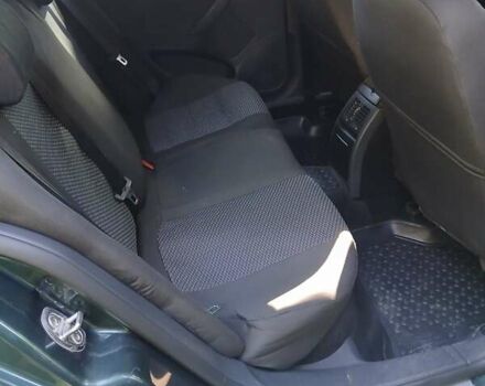 Шкода Октавия 2005 в Шепетовке на Automoto.ua Зеленый Шкода Октавия, объемом двигателя 1.6 л и пробегом 251 тыс. км за 5500 $, фото 7 на Automoto.ua