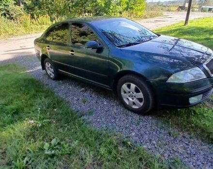 Шкода Октавия 2005 в Шепетовке на Automoto.ua Зеленый Шкода Октавия, объемом двигателя 1.6 л и пробегом 251 тыс. км за 5500 $, фото 1 на Automoto.ua