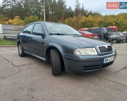 Зеленый Шкода Октавия, объемом двигателя 1.9 л и пробегом 270 тыс. км за 2500 $, фото 2 на Automoto.ua