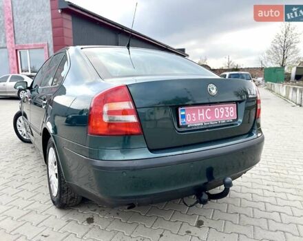 Зеленый Шкода Октавия, объемом двигателя 1.6 л и пробегом 215 тыс. км за 5500 $, фото 9 на Automoto.ua