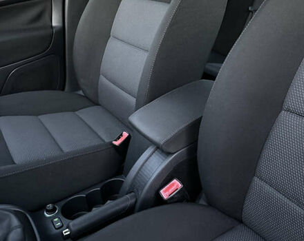 Шкода Октавія 2006 у Тернополі на Automoto.ua Зелений Шкода Октавія, об'ємом двигуна 1.6 л та пробігом 197 тис. км за 6750 $, фото 44 на Automoto.ua