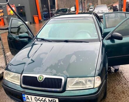 Зеленый Шкода Октавия, объемом двигателя 1.6 л и пробегом 303 тыс. км за 5000 $, фото 5 на Automoto.ua