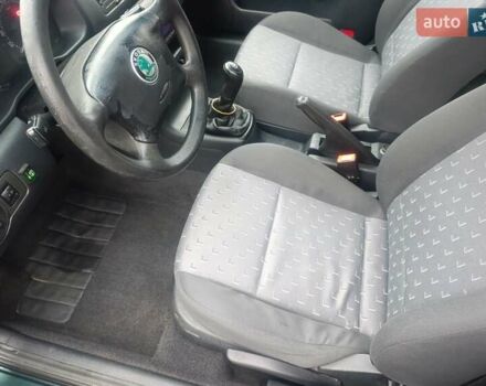 Зеленый Шкода Октавия, объемом двигателя 1.6 л и пробегом 224 тыс. км за 4250 $, фото 12 на Automoto.ua