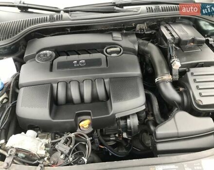 Зеленый Шкода Октавия, объемом двигателя 1.6 л и пробегом 290 тыс. км за 6300 $, фото 9 на Automoto.ua