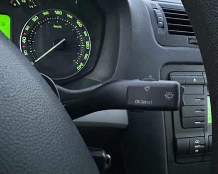 Шкода Октавія 2006 у Тернополі на Automoto.ua Зелений Шкода Октавія, об'ємом двигуна 1.6 л та пробігом 197 тис. км за 6750 $, фото 38 на Automoto.ua