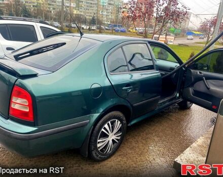 Зеленый Шкода Октавия, объемом двигателя 1.6 л и пробегом 303 тыс. км за 5000 $, фото 4 на Automoto.ua