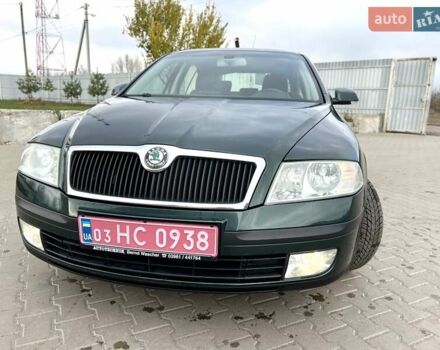 Зеленый Шкода Октавия, объемом двигателя 1.6 л и пробегом 215 тыс. км за 5500 $, фото 6 на Automoto.ua