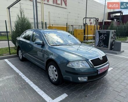 Зелений Шкода Октавія, об'ємом двигуна 1.6 л та пробігом 209 тис. км за 6450 $, фото 2 на Automoto.ua
