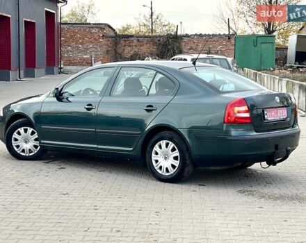 Зеленый Шкода Октавия, объемом двигателя 1.6 л и пробегом 215 тыс. км за 5500 $, фото 12 на Automoto.ua