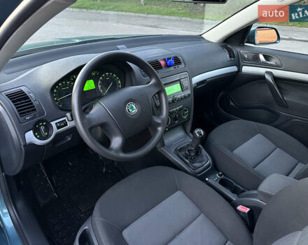 Шкода Октавія 2006 у Тернополі на Automoto.ua Зелений Шкода Октавія, об'ємом двигуна 1.6 л та пробігом 197 тис. км за 6750 $, фото 23 на Automoto.ua