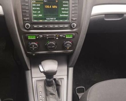 Зеленый Шкода Октавия, объемом двигателя 1.6 л и пробегом 234 тыс. км за 6800 $, фото 10 на Automoto.ua