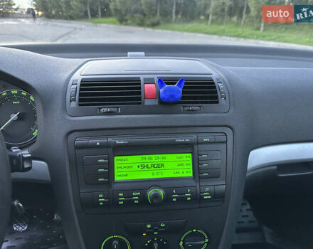 Шкода Октавія 2006 у Тернополі на Automoto.ua Зелений Шкода Октавія, об'ємом двигуна 1.6 л та пробігом 197 тис. км за 6750 $, фото 40 на Automoto.ua