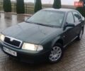 Зеленый Шкода Октавия, объемом двигателя 1.6 л и пробегом 224 тыс. км за 4250 $, фото 1 на Automoto.ua