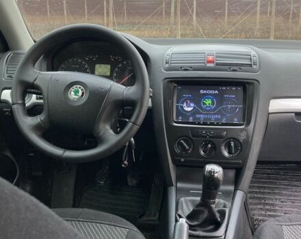 Зеленый Шкода Октавия, объемом двигателя 1.6 л и пробегом 260 тыс. км за 4700 $, фото 5 на Automoto.ua