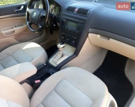 Зелений Шкода Октавія, об'ємом двигуна 1.6 л та пробігом 203 тис. км за 7500 $, фото 69 на Automoto.ua