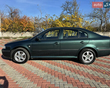 Зеленый Шкода Октавия, объемом двигателя 1.6 л и пробегом 220 тыс. км за 5900 $, фото 1 на Automoto.ua