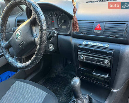 Зелений Шкода Октавія, об'ємом двигуна 1.6 л та пробігом 392 тис. км за 4400 $, фото 10 на Automoto.ua