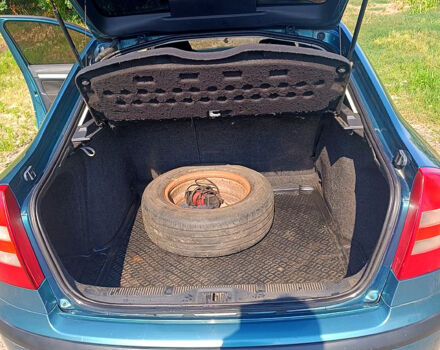 Зеленый Шкода Октавия, объемом двигателя 1.6 л и пробегом 260 тыс. км за 6000 $, фото 6 на Automoto.ua