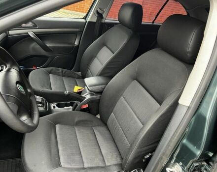 Зеленый Шкода Октавия, объемом двигателя 2 л и пробегом 270 тыс. км за 6999 $, фото 5 на Automoto.ua