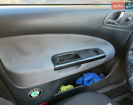 Зелений Шкода Октавія, об'ємом двигуна 1.6 л та пробігом 392 тис. км за 4400 $, фото 12 на Automoto.ua