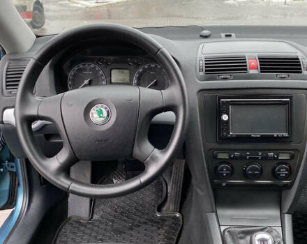 Зеленый Шкода Октавия, объемом двигателя 1.6 л и пробегом 231 тыс. км за 6400 $, фото 16 на Automoto.ua