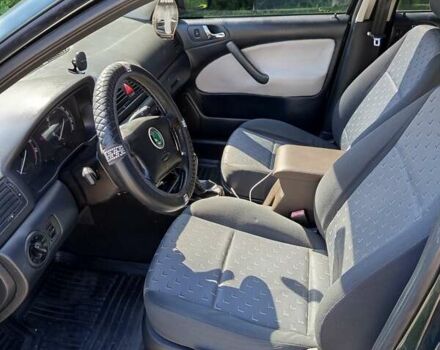 Зеленый Шкода Октавия, объемом двигателя 1.6 л и пробегом 198 тыс. км за 5500 $, фото 9 на Automoto.ua