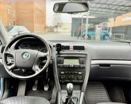 Зеленый Шкода Октавия, объемом двигателя 1.97 л и пробегом 318 тыс. км за 6450 $, фото 14 на Automoto.ua