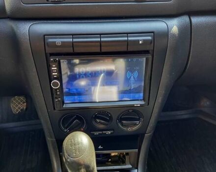 Зеленый Шкода Октавия, объемом двигателя 1.6 л и пробегом 198 тыс. км за 5500 $, фото 7 на Automoto.ua