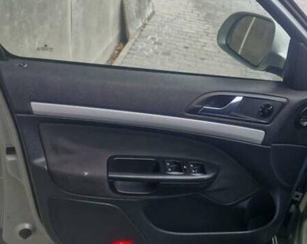 Зеленый Шкода Октавия, объемом двигателя 1.6 л и пробегом 239 тыс. км за 6700 $, фото 7 на Automoto.ua