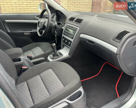 Зелений Шкода Октавія, об'ємом двигуна 1.6 л та пробігом 229 тис. км за 8500 $, фото 62 на Automoto.ua