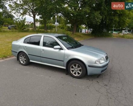 Зелений Шкода Октавія, об'ємом двигуна 1.6 л та пробігом 213 тис. км за 6300 $, фото 2 на Automoto.ua