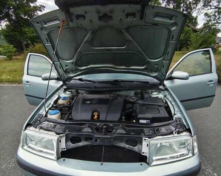 Зелений Шкода Октавія, об'ємом двигуна 1.6 л та пробігом 213 тис. км за 6300 $, фото 23 на Automoto.ua