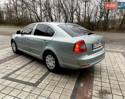 Зелений Шкода Октавія, об'ємом двигуна 1.6 л та пробігом 250 тис. км за 8500 $, фото 3 на Automoto.ua