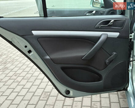 Зеленый Шкода Октавия, объемом двигателя 1.6 л и пробегом 199 тыс. км за 8777 $, фото 52 на Automoto.ua