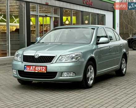 Зеленый Шкода Октавия, объемом двигателя 1.6 л и пробегом 199 тыс. км за 8777 $, фото 6 на Automoto.ua