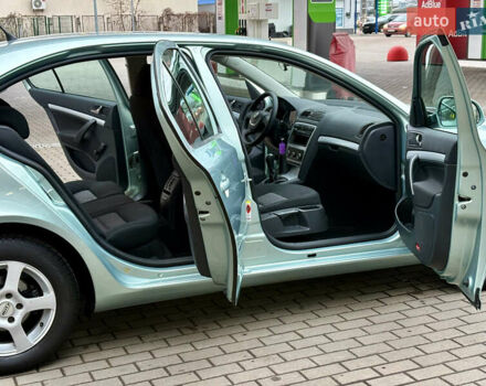 Зеленый Шкода Октавия, объемом двигателя 1.6 л и пробегом 199 тыс. км за 8777 $, фото 26 на Automoto.ua