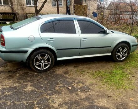 Зеленый Шкода Октавия, объемом двигателя 1.6 л и пробегом 280 тыс. км за 5000 $, фото 1 на Automoto.ua