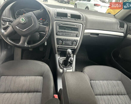 Зеленый Шкода Октавия, объемом двигателя 1.8 л и пробегом 180 тыс. км за 6400 $, фото 11 на Automoto.ua