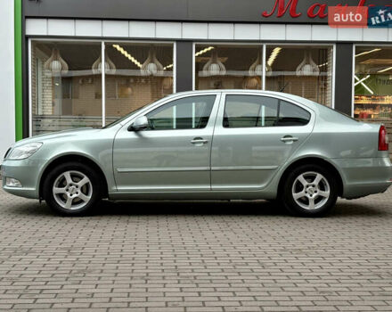 Зеленый Шкода Октавия, объемом двигателя 1.6 л и пробегом 199 тыс. км за 8777 $, фото 7 на Automoto.ua