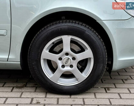 Зеленый Шкода Октавия, объемом двигателя 1.6 л и пробегом 199 тыс. км за 8777 $, фото 21 на Automoto.ua