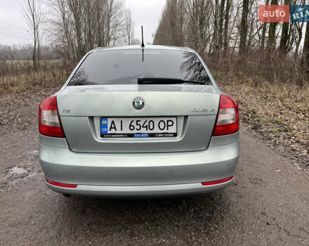 Зеленый Шкода Октавия, объемом двигателя 1.6 л и пробегом 332 тыс. км за 7750 $, фото 4 на Automoto.ua